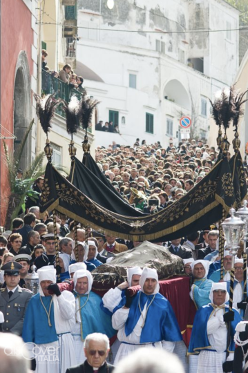 Processione01